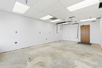 6196 Oxon Hill Rd, Oxon Hill, MD à louer Photo intérieure- Image 1 de 12