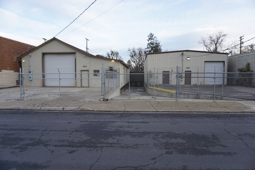 1827 Clayton Ave, Modesto, CA for sale - Building Photo - Image 1 of 1