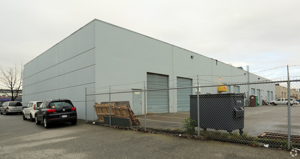 11180 Voyageur Way, Richmond, BC for lease - Building Photo - Image 2 of 5