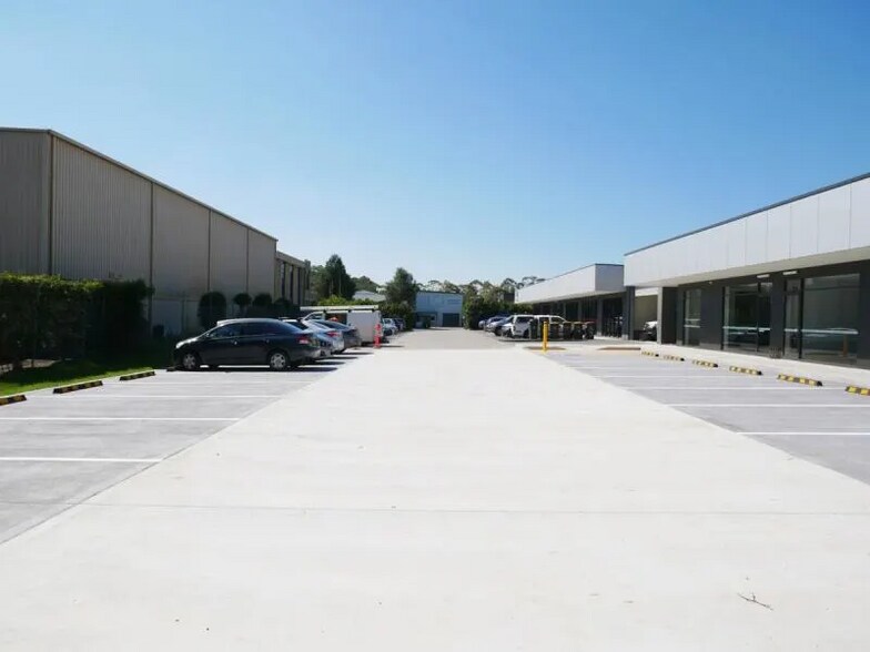 5 Pioneer Ave, Tuggerah à louer - Photo du bâtiment - Image 3 de 5