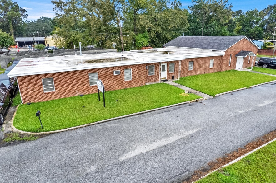 5 Birkenhead Rd, Savannah, GA for sale - Building Photo - Image 1 of 9