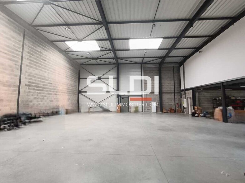 6 Rue D'Arsonval, Chassieu for lease - Building Photo - Image 2 of 15