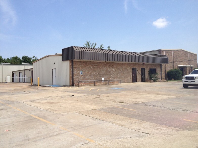 4960 Washington Blvd, Beaumont, TX à louer - Photo du bâtiment - Image 2 de 5