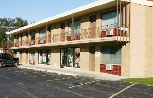 1032 S La Grange Rd, La Grange, IL à louer - Photo du bâtiment - Image 2 de 8