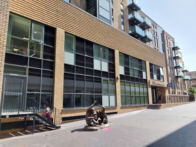 19 Homefield Rise, Orpington à louer - Photo du bâtiment - Image 2 de 7