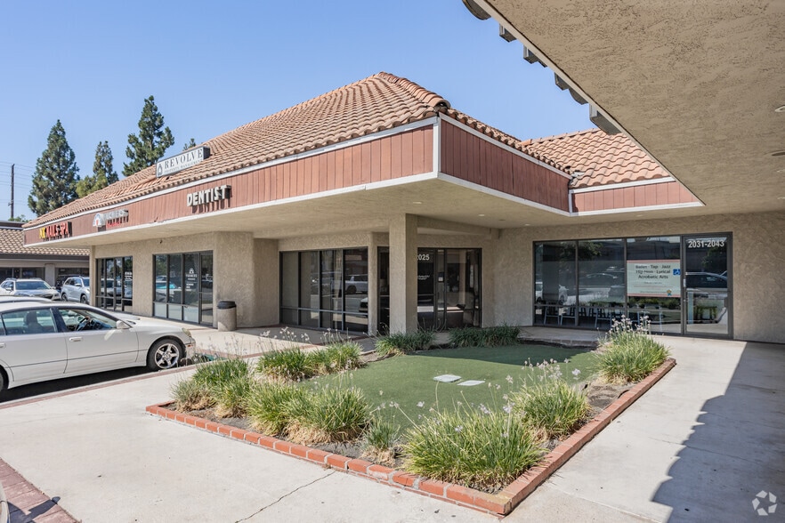 2001-2099 E Orangethorpe Ave, Placentia, CA for lease - Building Photo - Image 2 of 20