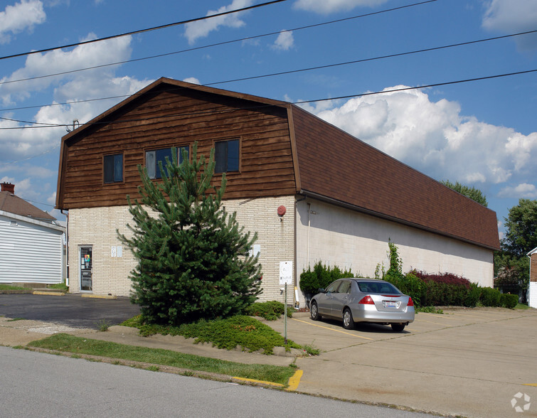 636 Camden St, Parkersburg, WV à vendre - Photo principale - Image 1 de 1