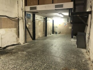 Plus de détails pour Calle Eduardo Requenas, 12, Madrid - Multi-résidentiel à vendre
