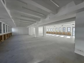 28-28 Rue Du Docteur Finlay, Paris for lease Interior Photo- Image 1 of 3