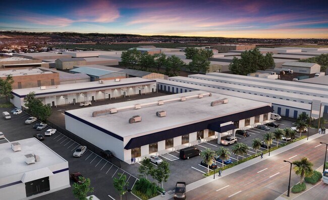 Plus de détails pour 2686 N Clovis Ave, Fresno, CA - Bureau/Commerce de détail, Industriel à louer