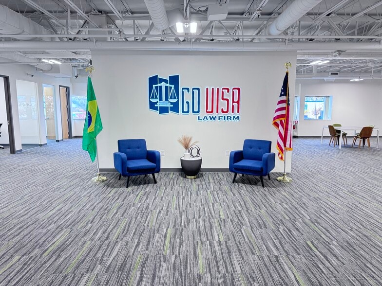 100 Pennsylvania Ave, Framingham, MA for lease - Building Photo - Image 3 of 30