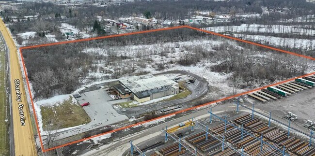 Plus de détails pour 7885 Stanley Av, Niagara Falls, ON - Industriel à louer