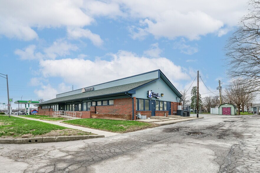 1640 N Ritter Ave, Indianapolis, IN à louer - Photo du bâtiment - Image 3 de 62