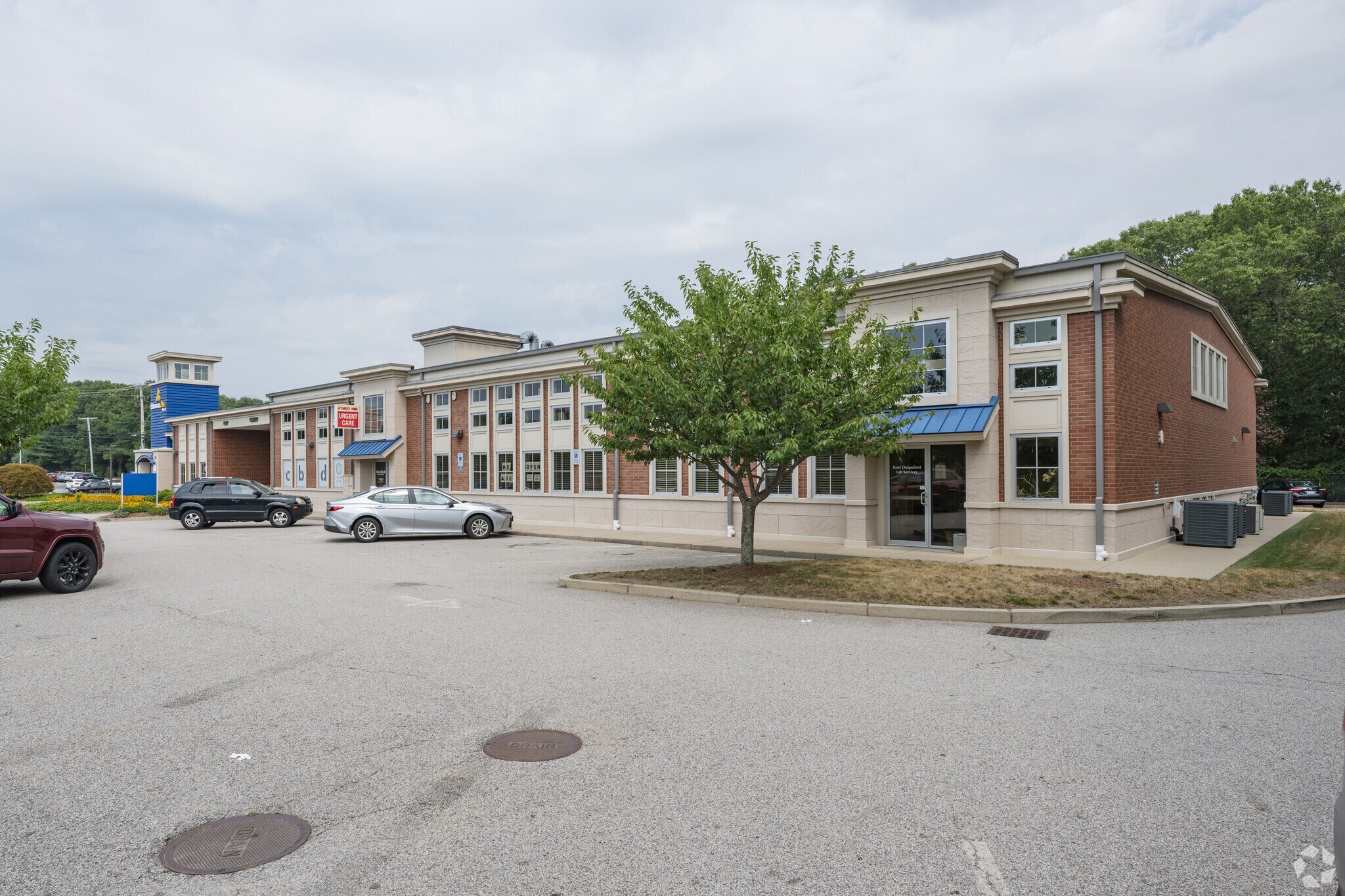 5750 Post Rd, East Greenwich, RI à vendre Photo du bâtiment- Image 1 de 1