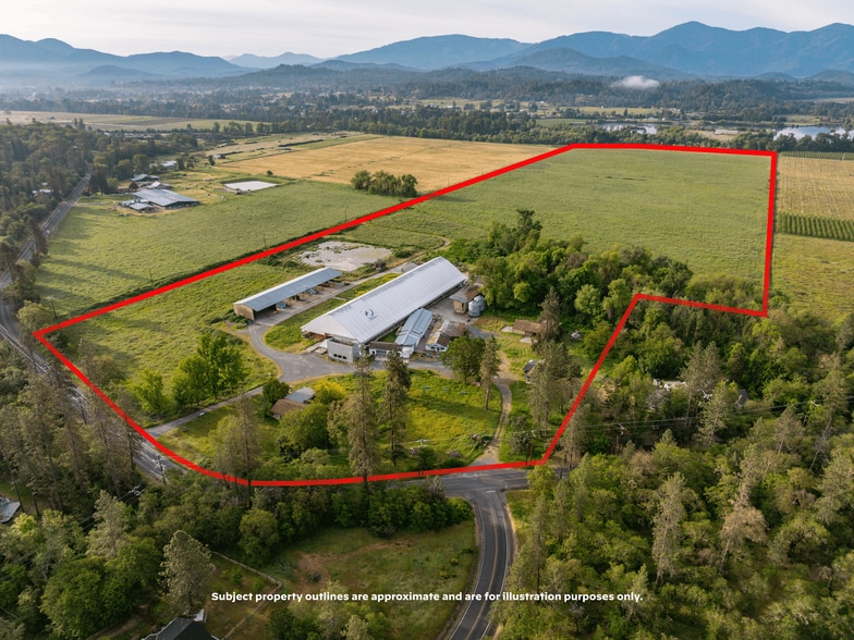 6531 Lower River Rd, Grants Pass, OR for sale - Building Photo - Image 3 of 128