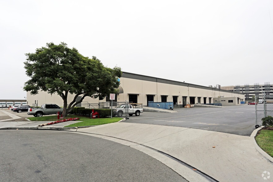 1222 E Howell Ave, Anaheim, CA for lease - Building Photo - Image 2 of 12