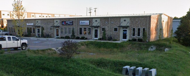 Plus de détails pour 5540 E Division St, Mount Juliet, TN - Local d'activités à louer