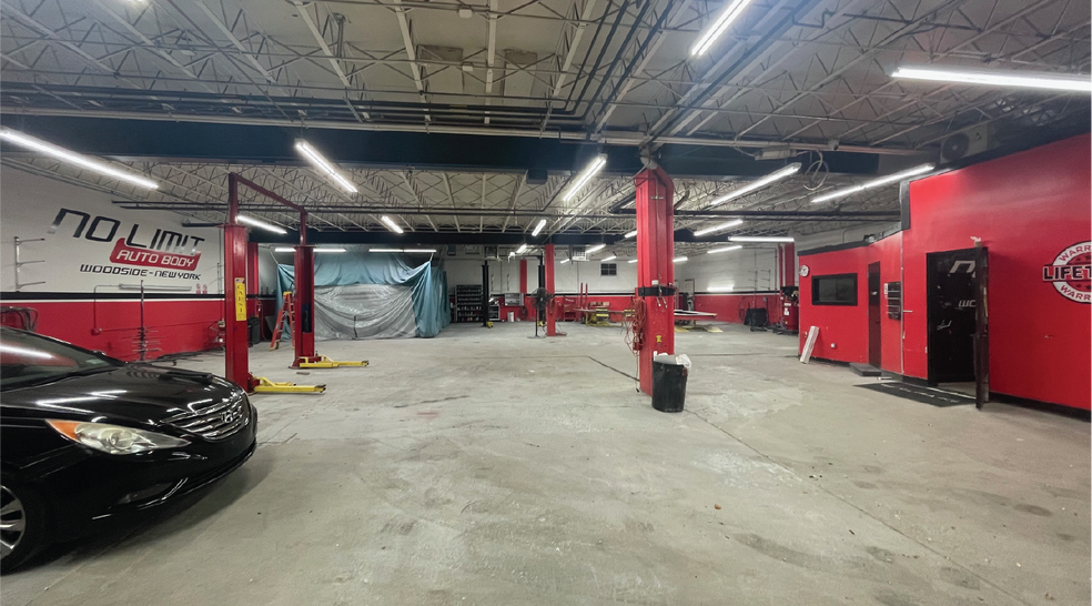 3349 55th St, Woodside, NY for lease - Building Photo - Image 2 of 3