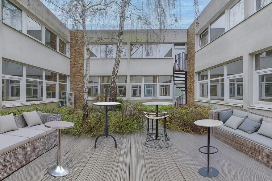 4 Route De Gisy, BIÈVRES à louer - Photo du bâtiment - Image 2 de 3