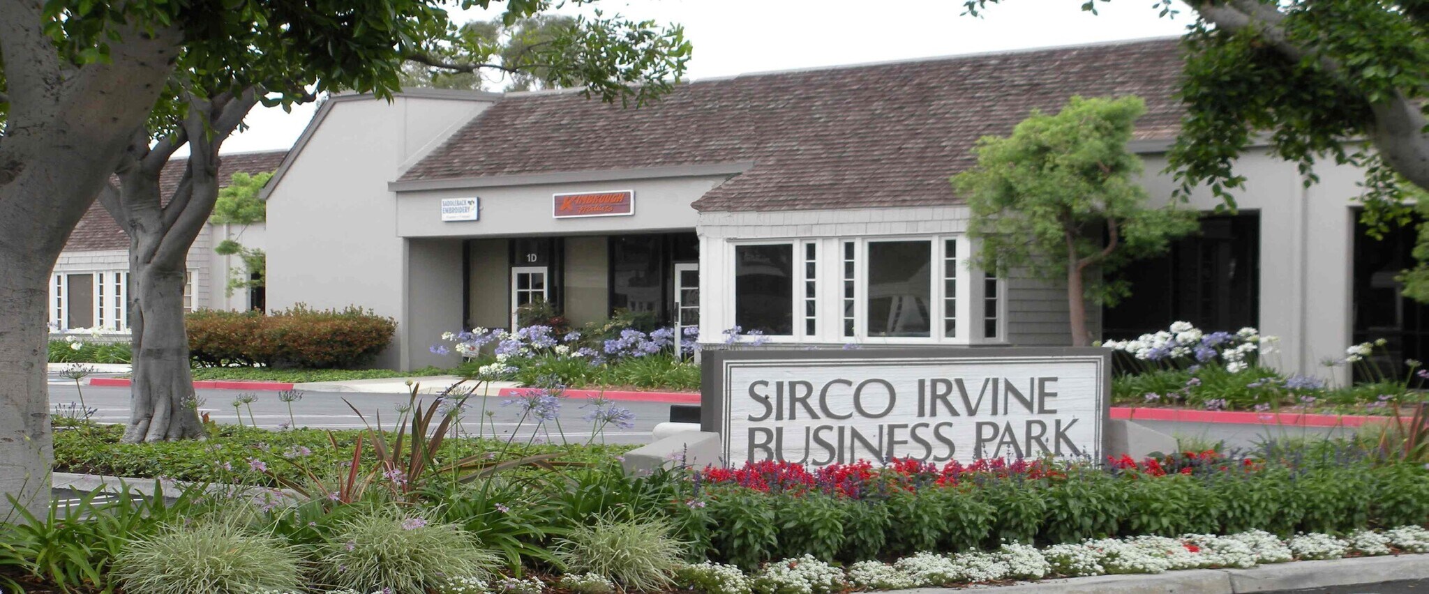 1322 Bell Ave, Tustin, CA à vendre Photo principale- Image 1 de 1