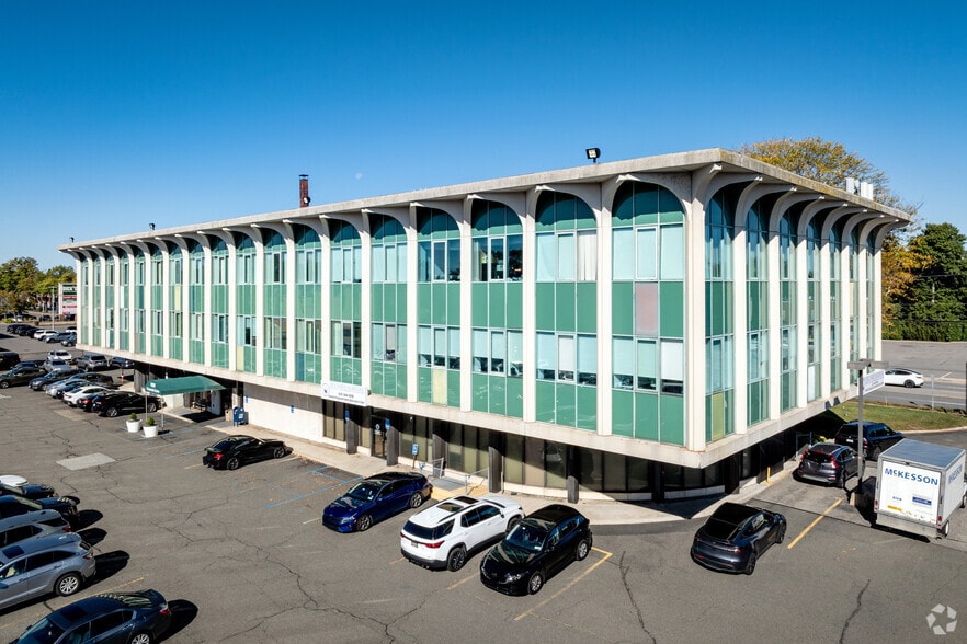 6080 Jericho Tpke, Commack, NY for lease - Primary Photo - Image 1 of 6