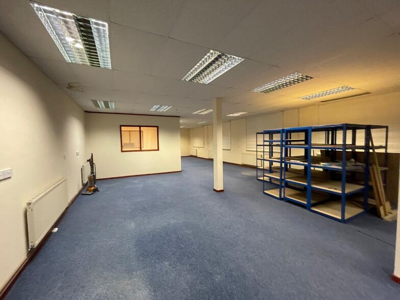 High St, Stoke On Trent for lease - Building Photo - Image 2 of 5