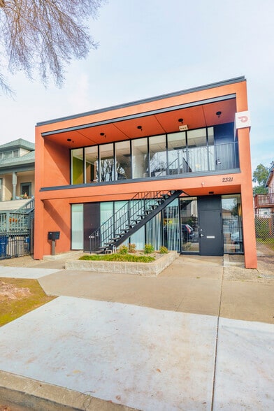 2321 P St, Sacramento, CA à louer - Photo du bâtiment - Image 2 de 12