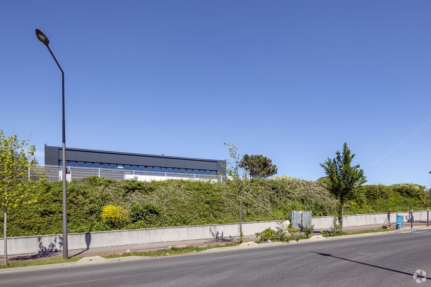 60 Rue Robert Moinon, Goussainville à louer - Photo du bâtiment - Image 2 de 2