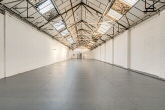 26b-28 Terminus Rd, Chichester for lease Interior Photo- Image 1 of 5