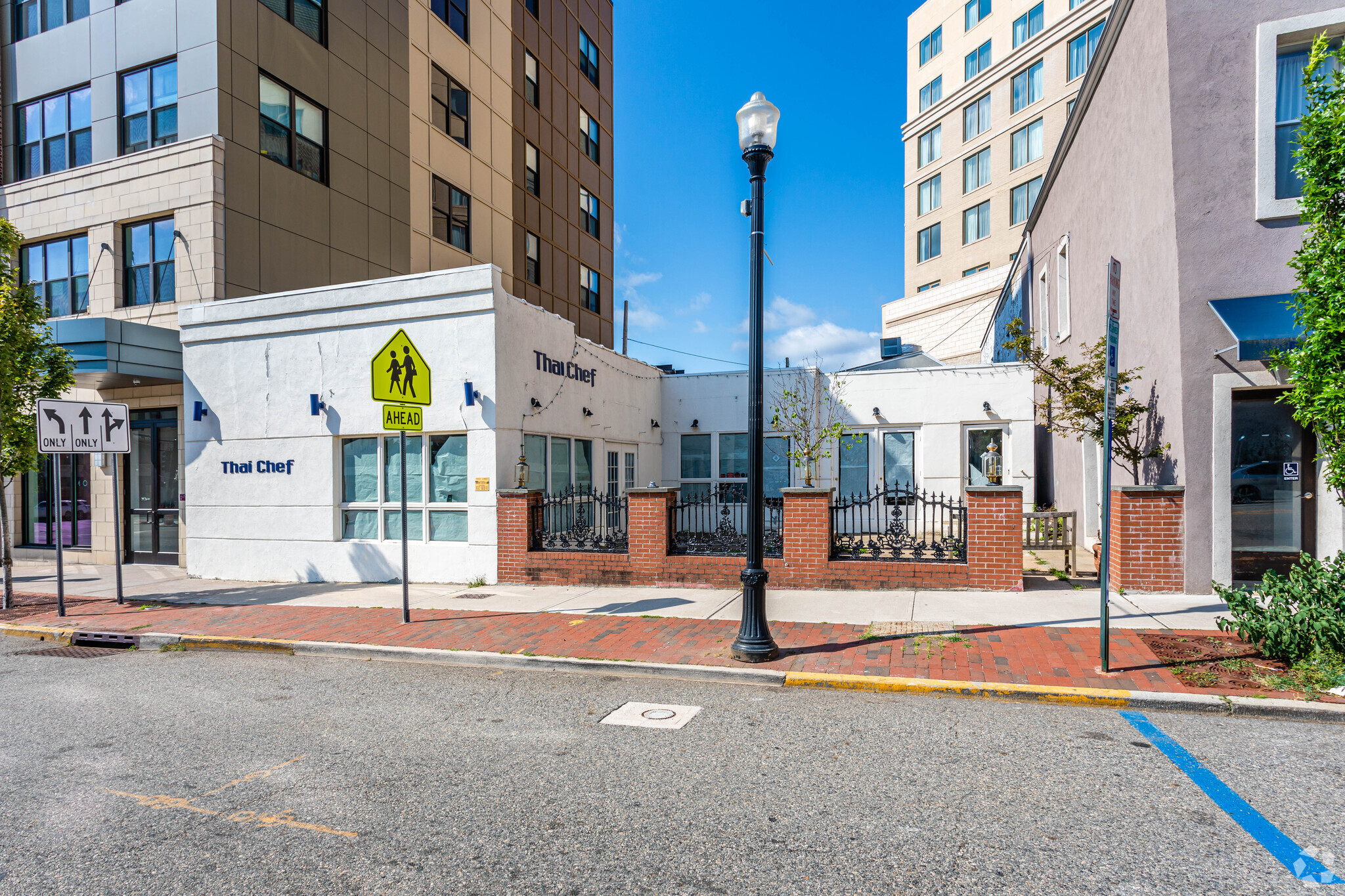 662-664 Bloomfield Ave, Montclair, NJ for sale Primary Photo- Image 1 of 1