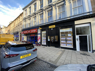 Plus de détails pour 129-133 High St, Arbroath - Bureau à louer