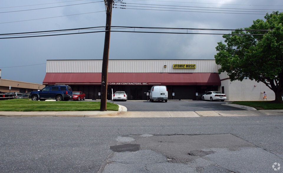 10111 Bacon Dr, Beltsville, MD for lease - Building Photo - Image 2 of 2