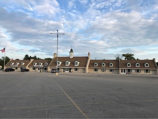 More details for W173 N9170 St Francis Dr, Menomonee Falls, WI - Retail for Sale