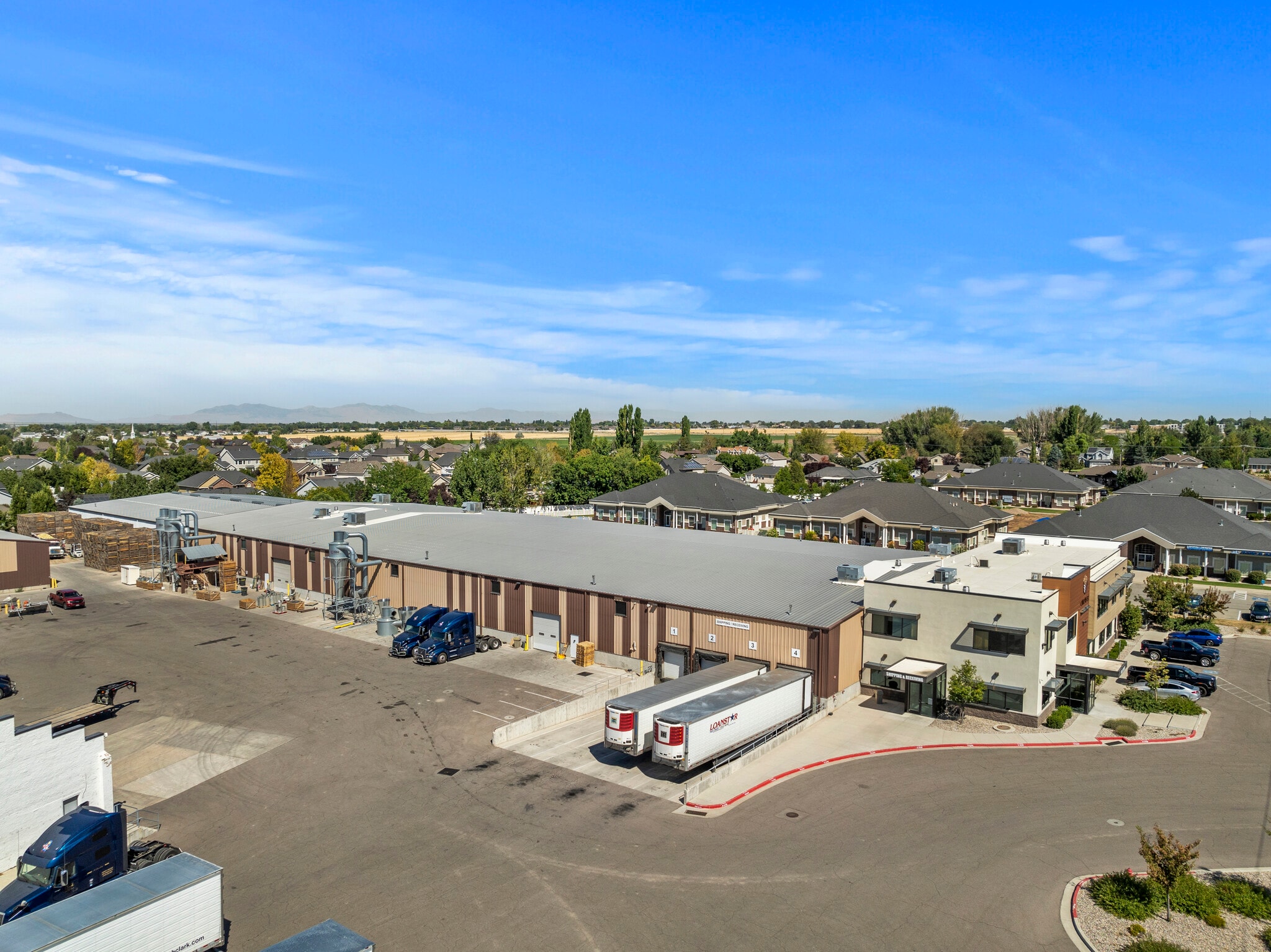 848 S 2000 W, Syracuse, UT for lease Interior Photo- Image 1 of 22