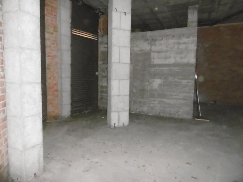 Multifamily in Balaguer, Lérida for sale - Interior Photo - Image 3 of 3