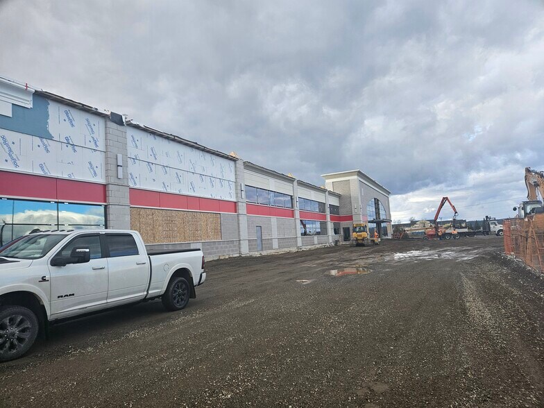 439 Great Northern Rd, Sault Ste. Marie, ON à louer - Photo du bâtiment - Image 3 de 4