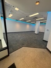 100 5th Ave, Pittsburgh, PA for lease Building Photo- Image 2 of 4