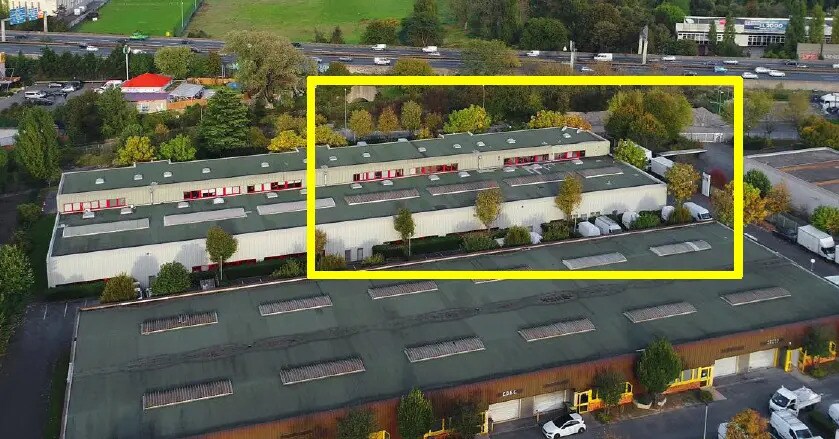 Industriel dans Le Blanc-Mesnil à louer - Photo du bâtiment - Image 3 de 6