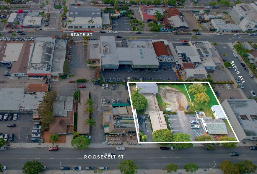 2775 Roosevelt St, Carlsbad, CA à vendre - Photo du bâtiment - Image 2 de 4