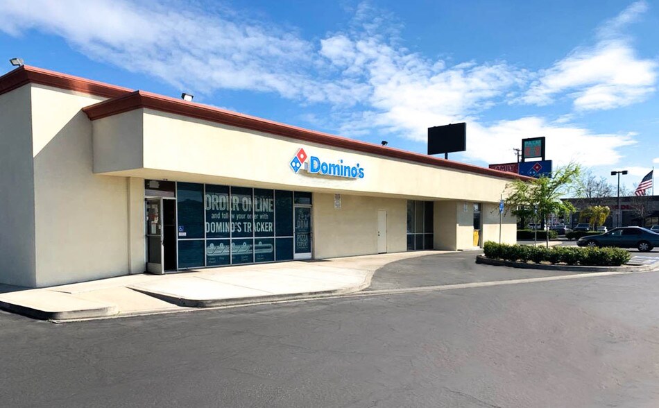 3231-3359 N Cedar Ave, Fresno, CA à louer - Photo du bâtiment - Image 1 de 7