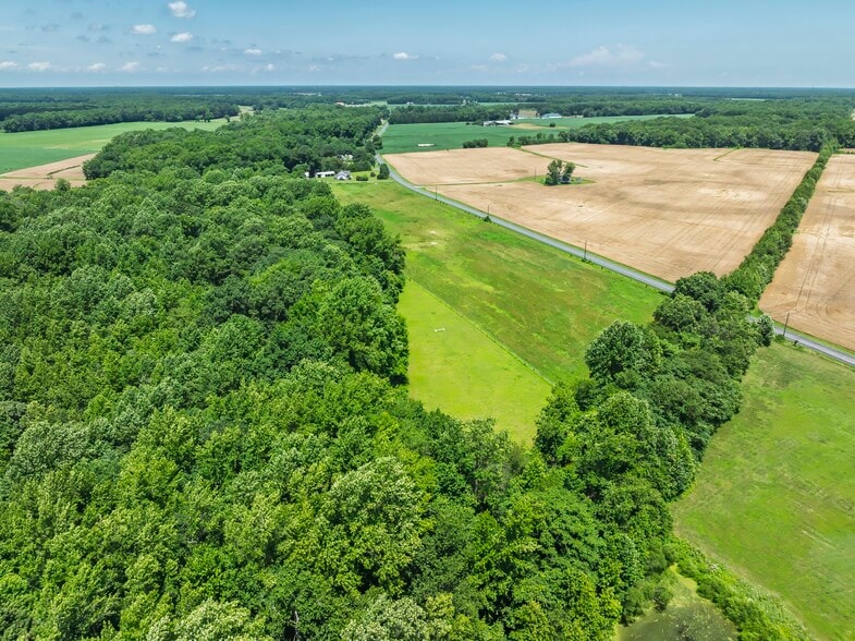 13800 Cedar Ln, Greensboro, MD for sale - Building Photo - Image 3 of 5