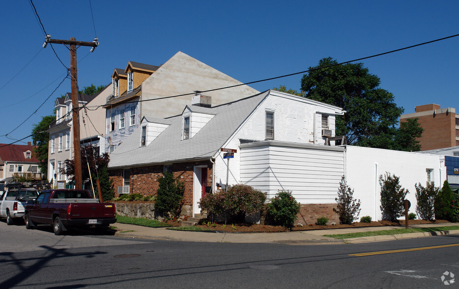 101 Lafayette Blvd, Fredericksburg, VA à vendre - Photo principale - Image 1 de 1