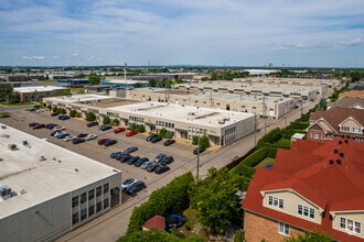 2403-2467 Rue Guénette, Saint-Laurent, QC - AÉRIEN  Vue de la carte