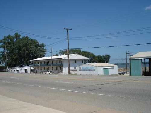 Plus de détails pour 4908-4910 N Galena Rd, Peoria Heights, IL - Spécialité à vendre