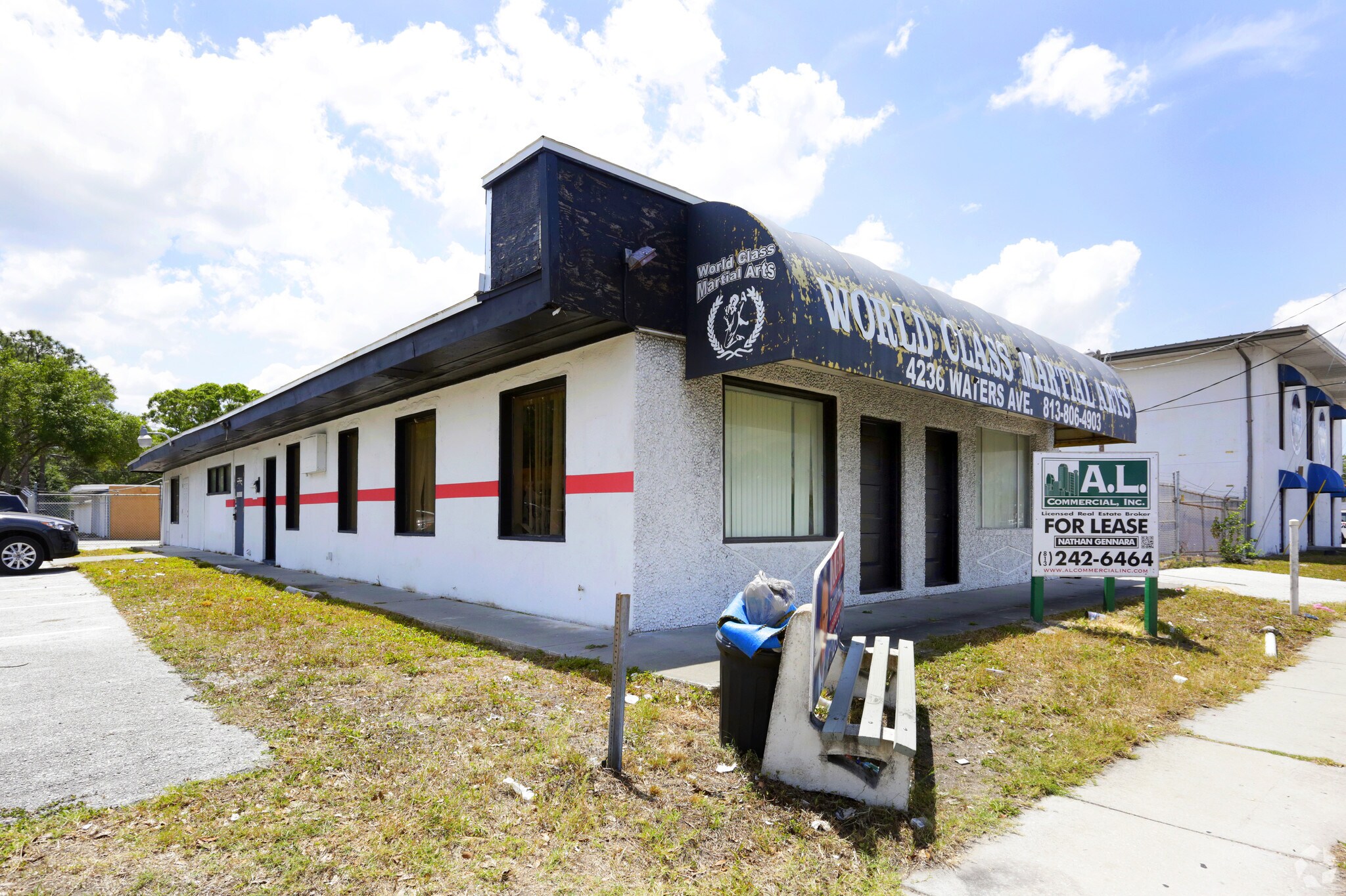 4236 W Waters, Tampa, FL à louer Photo principale- Image 1 de 5