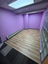 5877 Commerce St, Pittsburgh, PA for lease Interior Photo- Image 1 of 3