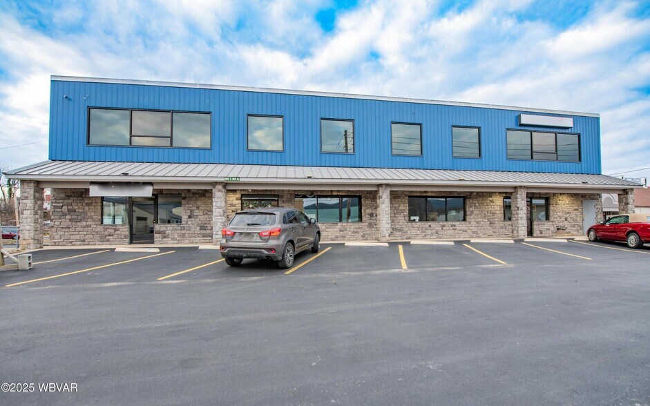 535 E 3rd St, Williamsport, PA à louer - Photo du bâtiment - Image 1 de 9