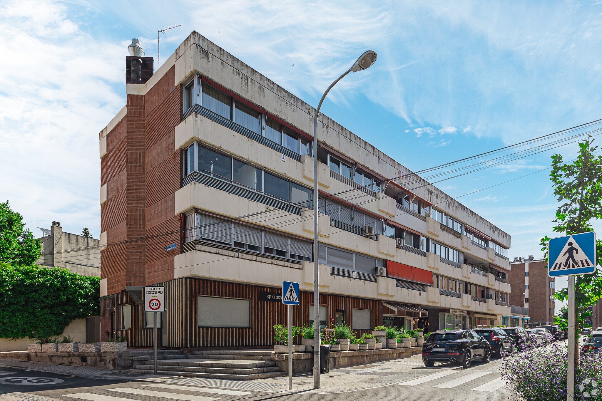 Calle Apolonio Morales, 3, Madrid, Madrid for lease Primary Photo- Image 1 of 4