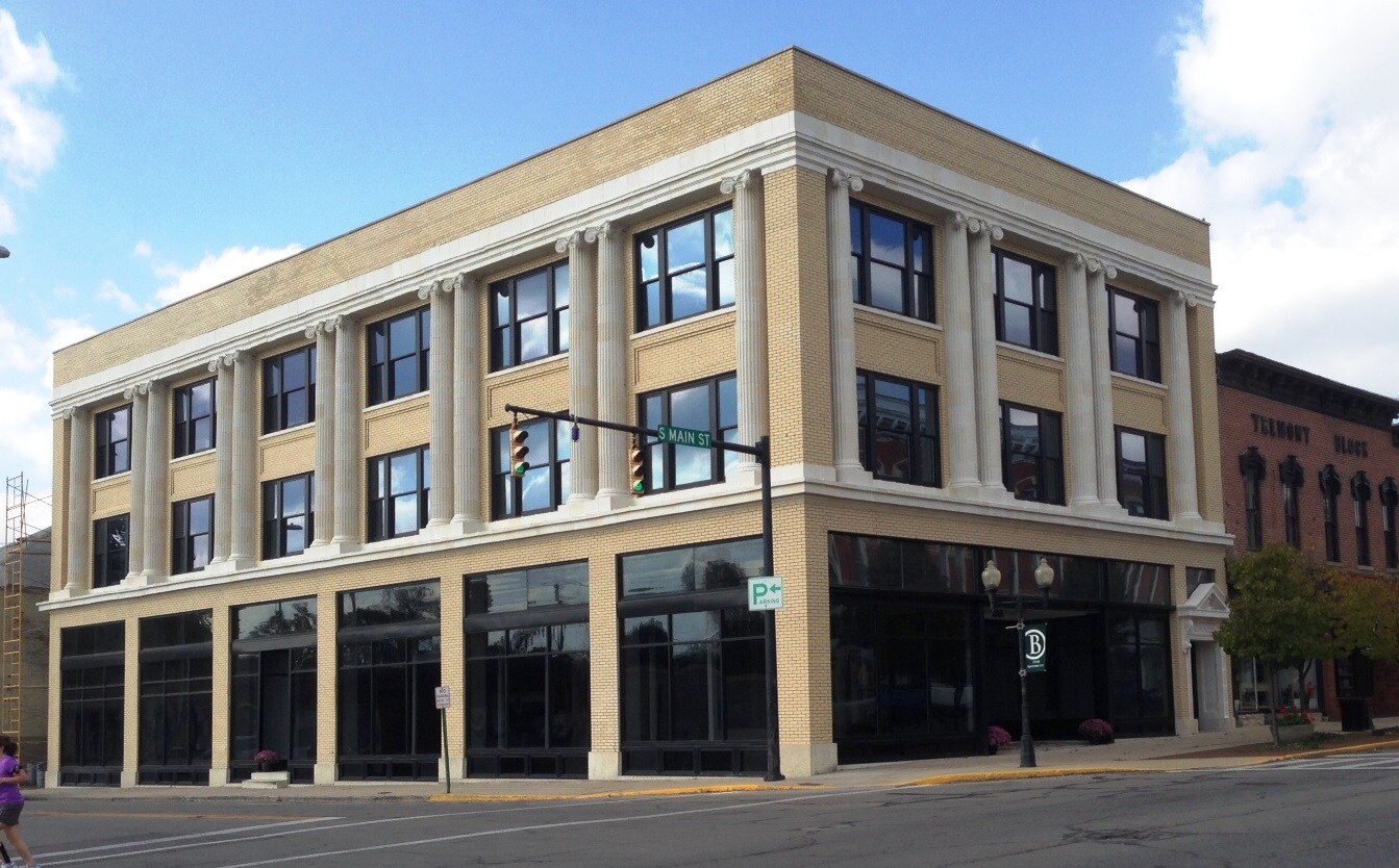 144 S Main St, Bellefontaine, OH for lease Building Photo- Image 1 of 5