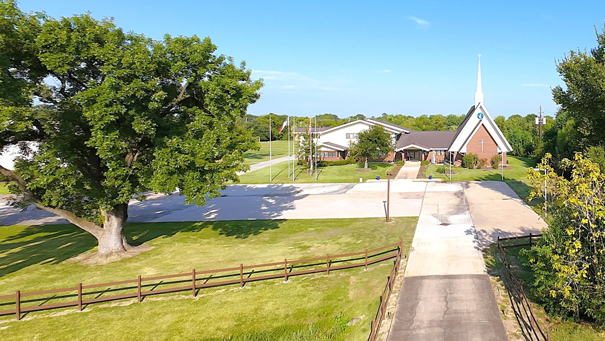 4309 Young St, Pasadena, TX à vendre Photo principale- Image 1 de 19